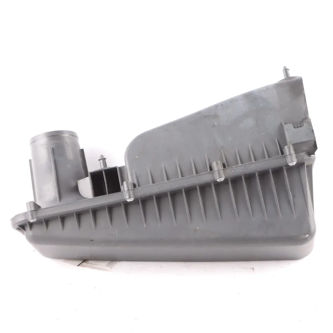 28iX 40eX N20 Air Filter Housing Box Muffler to BMW X5 F15 X6 F16 with Part number 8603092 BMW X5 F15 X6 F16 28iX 40eX N20 Air Filter Housing Box Muffler - SKU 8603092 - Part number 8603092