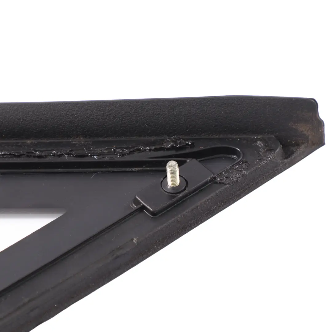 Vitre triangulaire custode avant gauche AS2 pour Hyundai H-1 à propos du numéro de pièce 86170-4H050 Hyundai H-1 Vitre triangulaire custode avant gauche AS2 - SKU 86170-4H050 - Numéro de pièce 86170-4H050