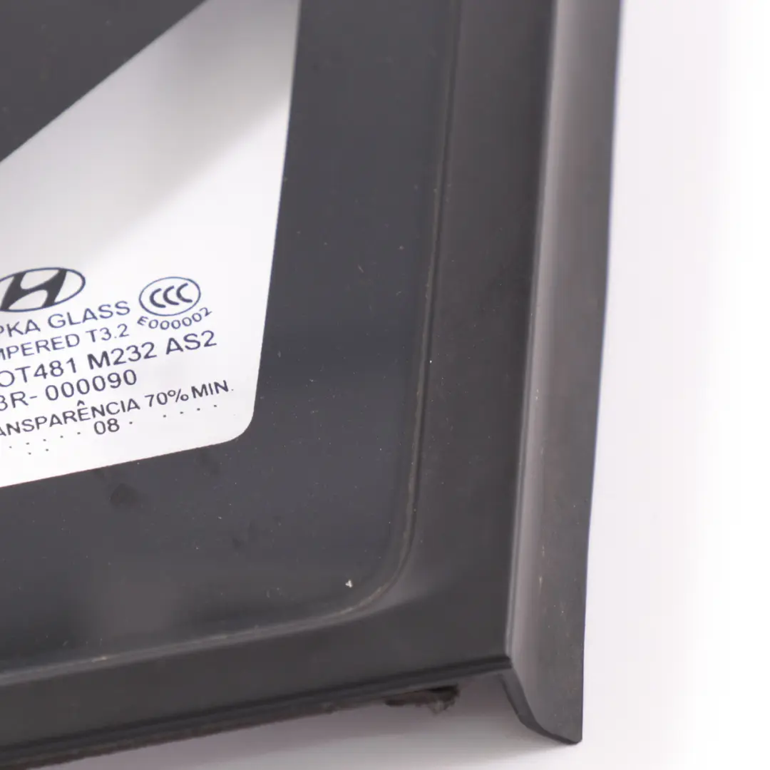 Vitre triangulaire custode avant gauche AS2 pour Hyundai H-1 à propos du numéro de pièce 86170-4H050 Hyundai H-1 Vitre triangulaire custode avant gauche AS2 - SKU 86170-4H050 - Numéro de pièce 86170-4H050