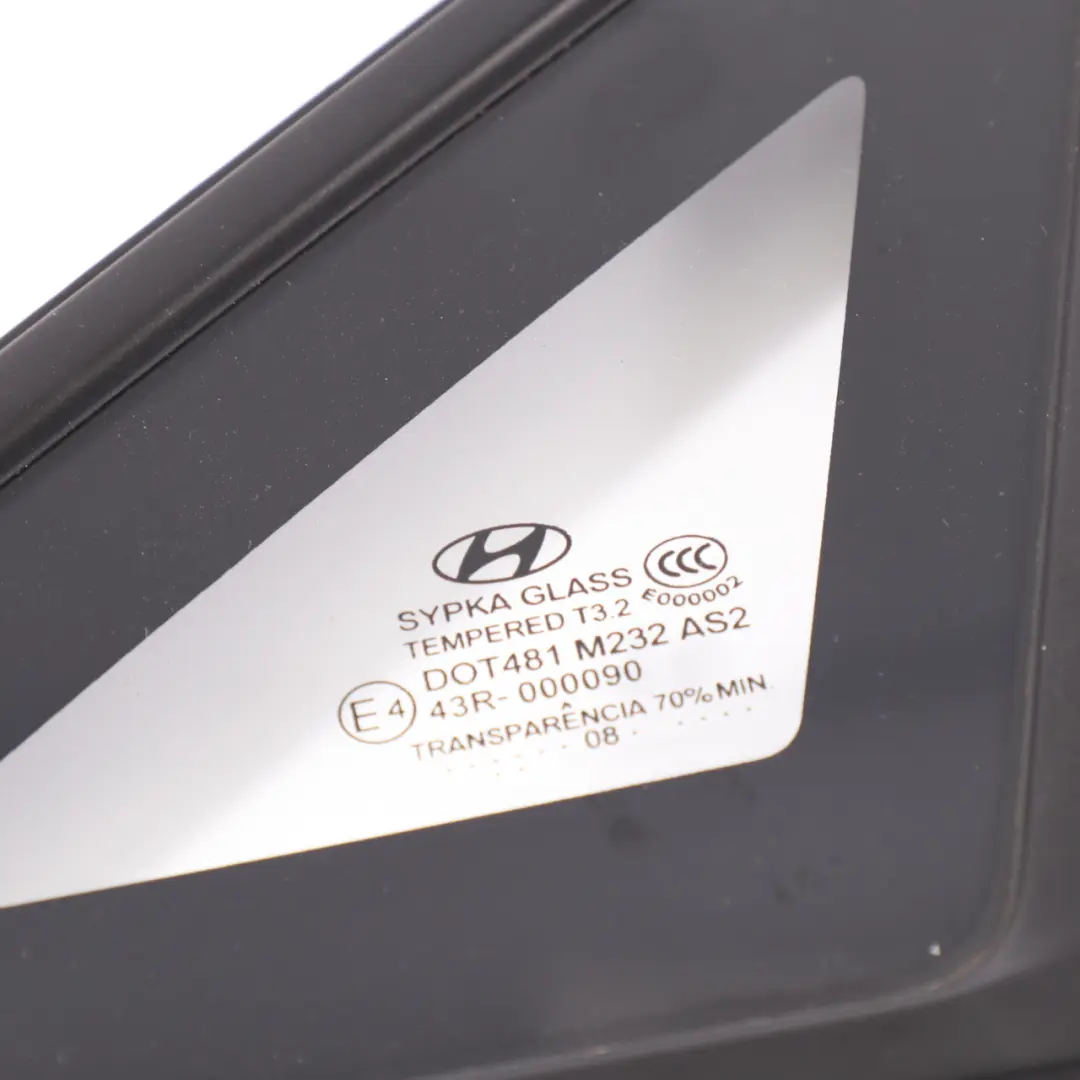 Seitenfenster Vorne Links Dreieck Glas AS2 für Hyundai H-1 mit Teilenummer 86170-4H050 Hyundai H-1 Seitenfenster Vorne Links Dreieck Glas AS2 - SKU 86170-4H050 - Teilenummer 86170-4H050