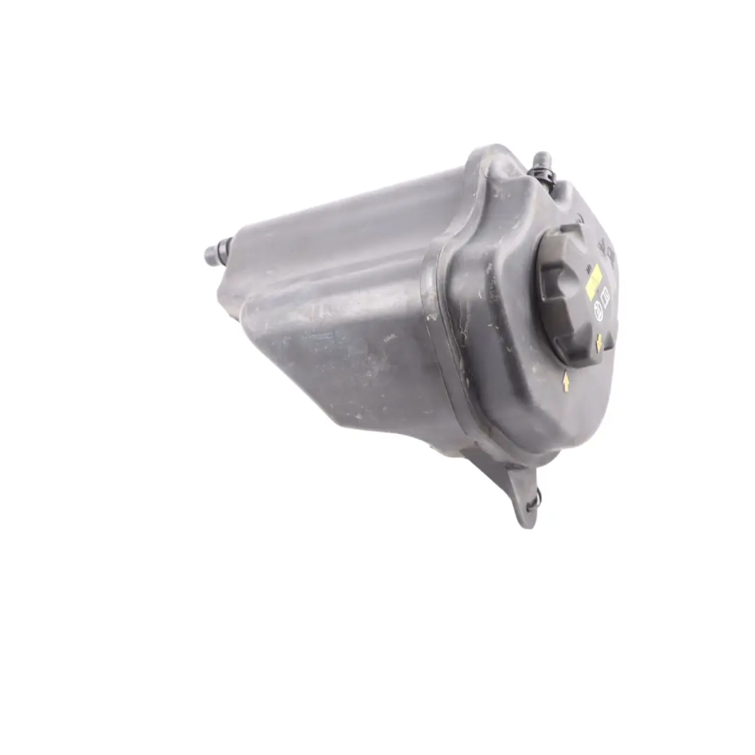 Zbiorniczek Wyrównawczy 7647290 do BMW X5 F15 E70 X6 F16 o numerze 8621092 BMW X5 F15 E70 X6 F16 Zbiorniczek Wyrównawczy 7647290 - SKU 8621092 - Numer Części 8621092