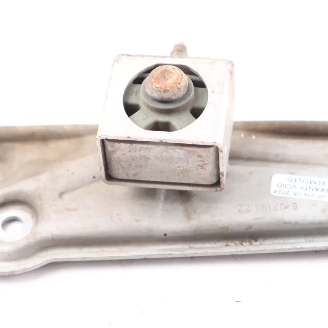 Hybryda Wspornik Przekładni 8632529 do BMW F30 LCI o numerze 8631817 BMW F30 LCI Hybryda Wspornik Przekładni 8632529 - SKU 8631817 - Numer Części 8631817