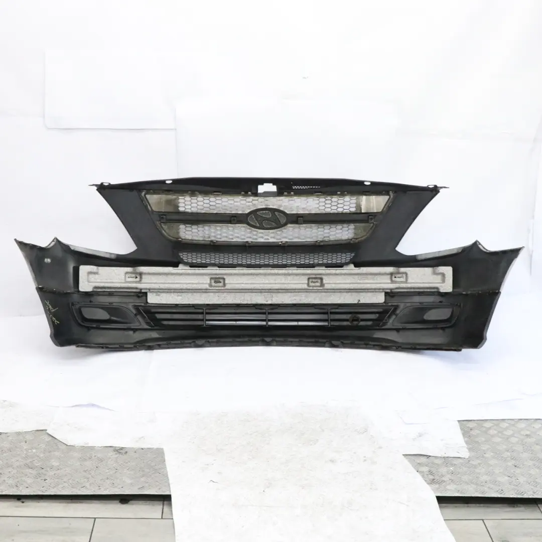 Zderzak Przedni Osłona Panel Sleek Silver Srebrny Metalik do Hyundai H-1 o numerze 865124H000 Hyundai H-1 Zderzak Przedni Osłona Panel Sleek Silver Srebrny Metalik - SKU 865124H000-SLS - Numer Części 865124H000