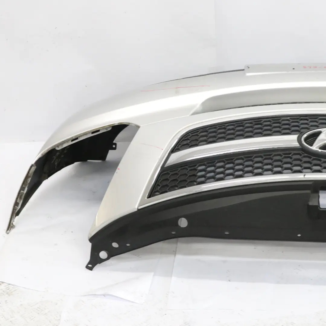 Hyundai H-1 Front Bumper Trim Panel Covering Sleek Silver Metallic - SKU 865124H000-SLS - Part number 865124H000