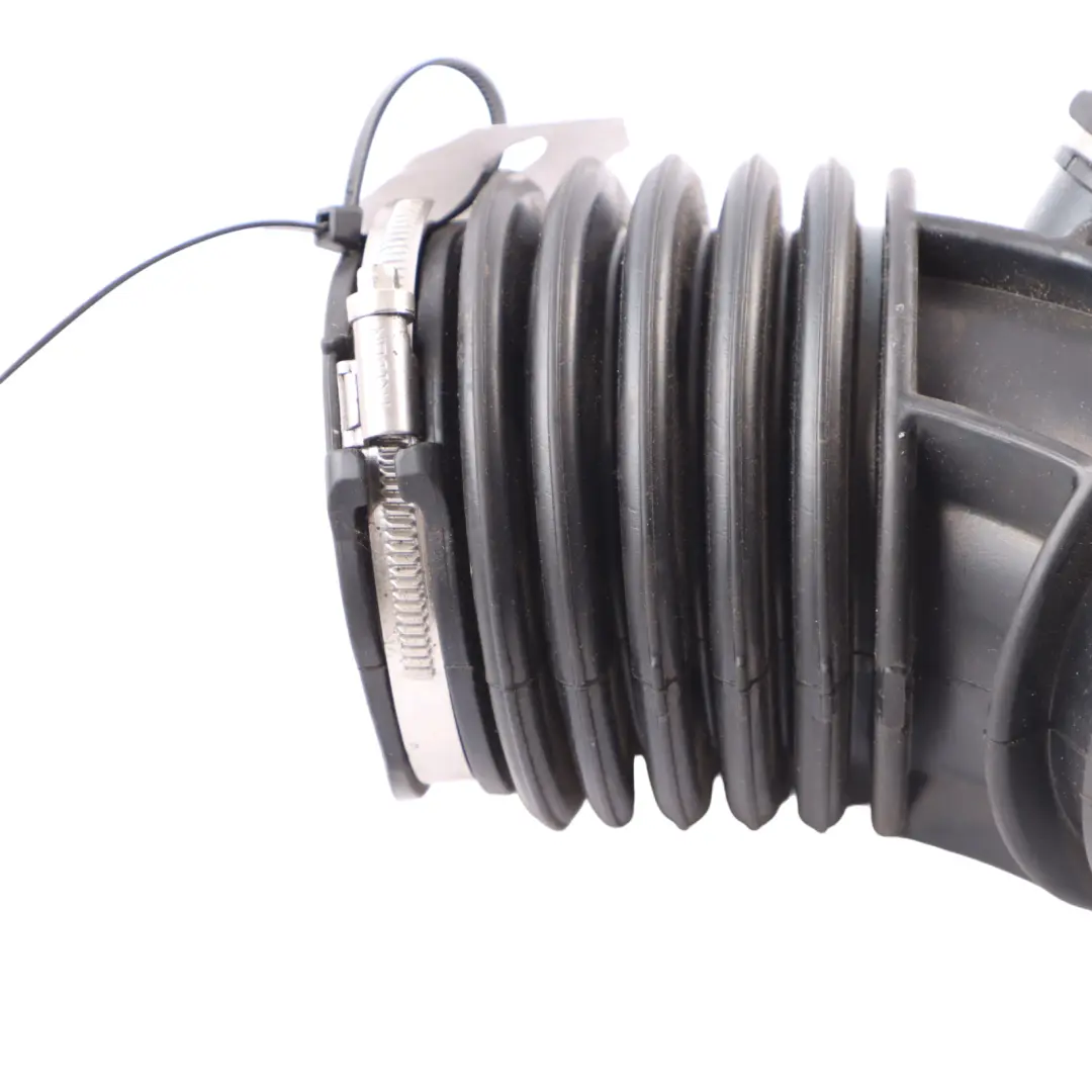 Filter Suction Hose Pipe Line Air Intake to BMW G30 G31 G32 Air with Part number 8663614 BMW G30 G31 G32 Air Filter Suction Hose Pipe Line Air Intake - SKU 8663614-1 - Part number 8663614