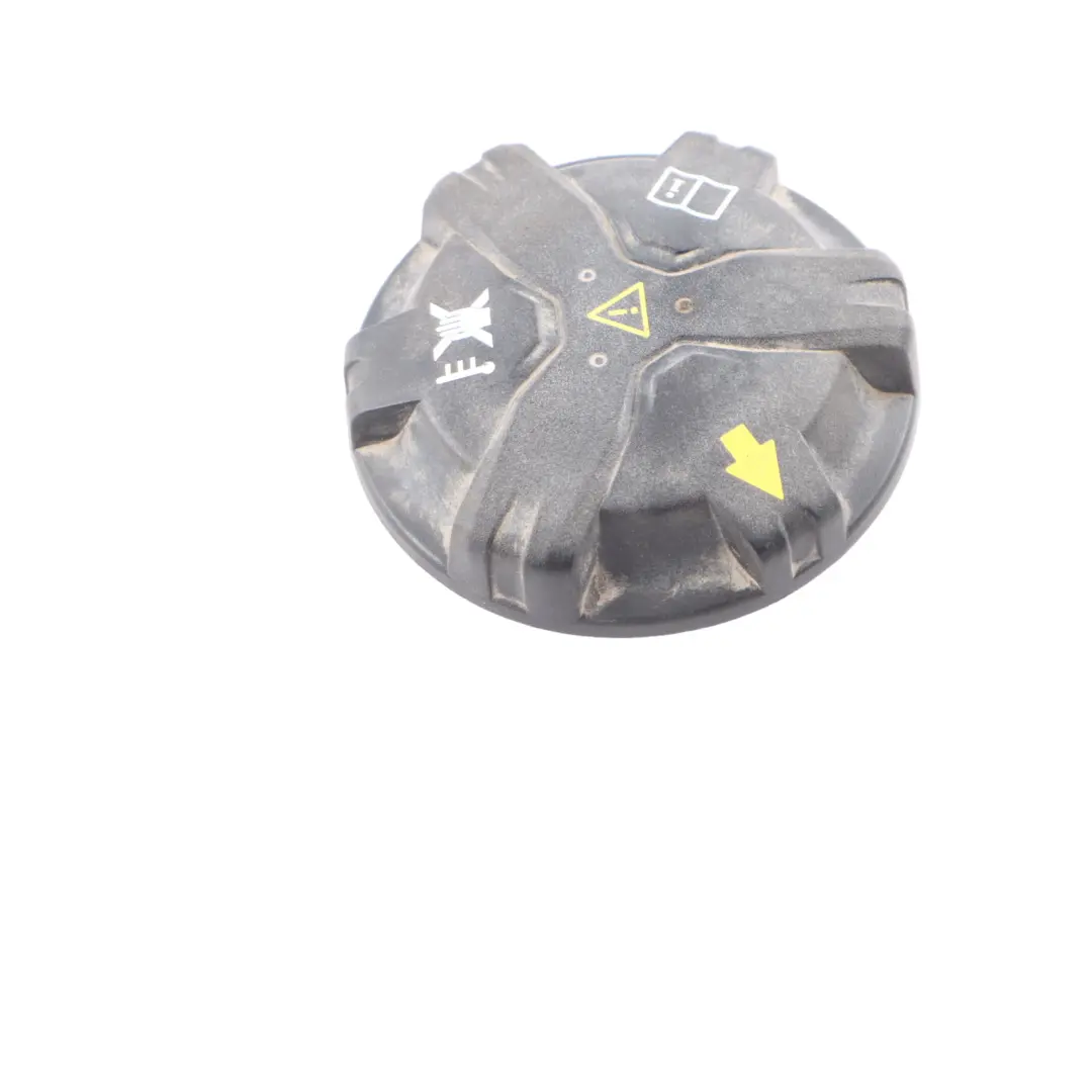 Screw Cap Cover Fuel Tank to BMW G20 G21 Z4 G29 with Part number 8665638 BMW G20 G21 Z4 G29 Screw Cap Cover Fuel Tank - SKU 8665638 - Part number 8665638