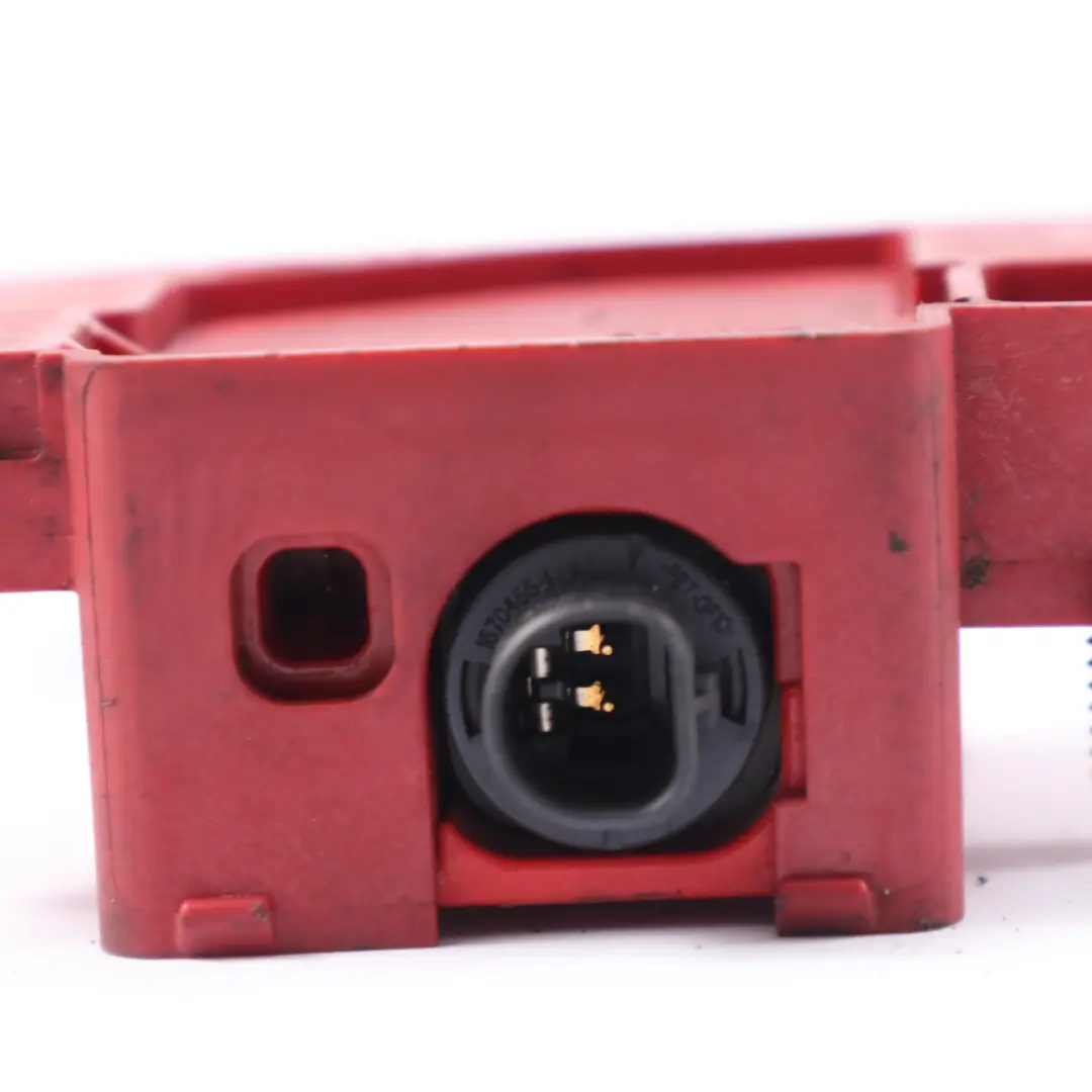 Conector Auxiliar Fusible Pyro Pinza Batería para BMW F30 HV con número de pieza 8676222 BMW F30 HV Conector Auxiliar Fusible Pyro Pinza Batería - SKU 9343605 - Número de pieza 8676222