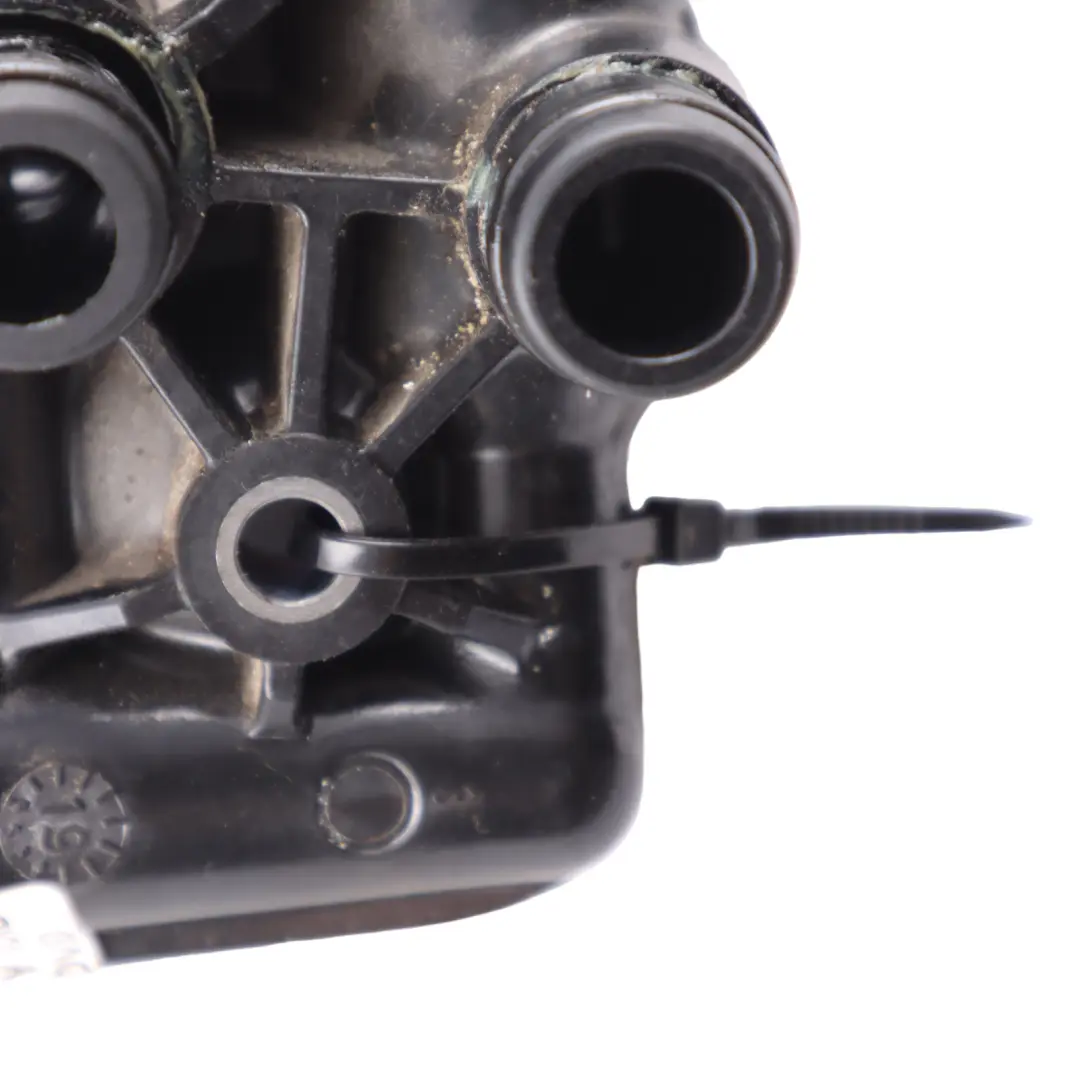 BMW G20 G21 G30 G31 Pompa Acqua Termostato Alloggiamento Liquido Benzina - SKU 8678822 - Numero di parte 8678822