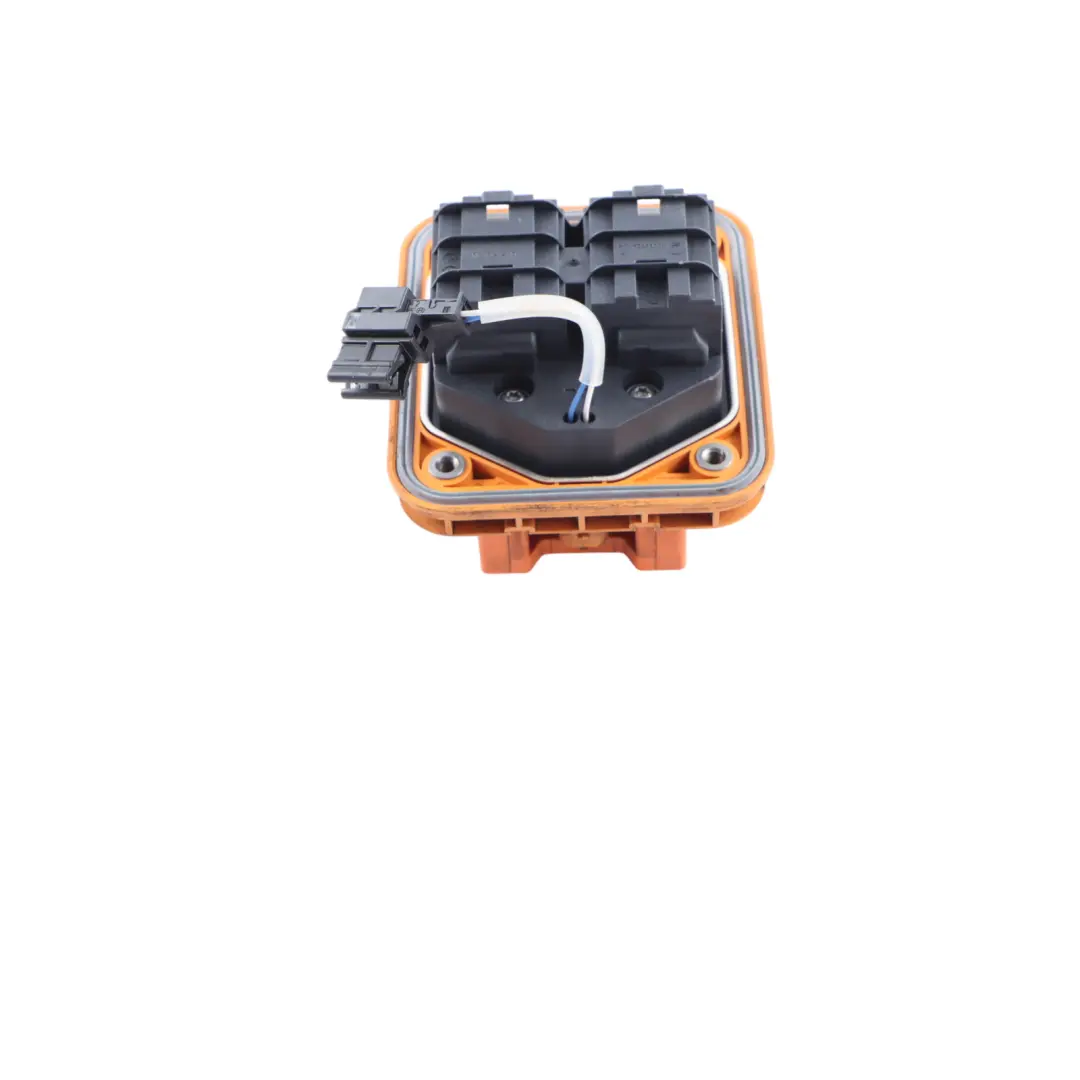 G38 HV High Voltage Connector Housing Cover Trim to BMW G11 G12 G20 G30 with Part number 8679679 BMW G11 G12 G20 G30 G38 HV High Voltage Connector Housing Cover Trim - SKU 8679679 - Part number 8679679