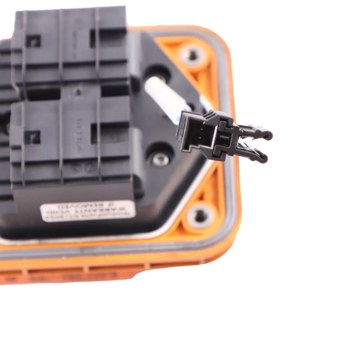 G38 HV High Voltage Connector Housing Cover Trim to BMW G11 G12 G20 G30 with Part number 8679679 BMW G11 G12 G20 G30 G38 HV High Voltage Connector Housing Cover Trim - SKU 8679679 - Part number 8679679