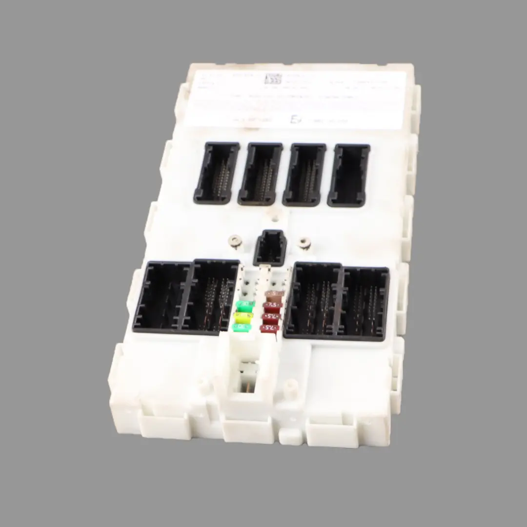 Body Control Comfort Module Unit FEM ECU to BMW F20 F30 F80 F82 F87 with Part number 8707674 BMW F20 F30 F80 F82 F87 Body Control Comfort Module Unit FEM ECU - SKU 8707674 - Part number 8707674