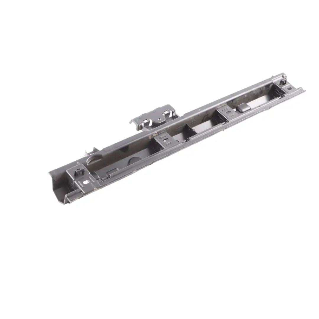 BMW G26 Side Skirt Support Mounting Bracket Guide Middle Left N/S - SKU 8737091 - Part number 8737091