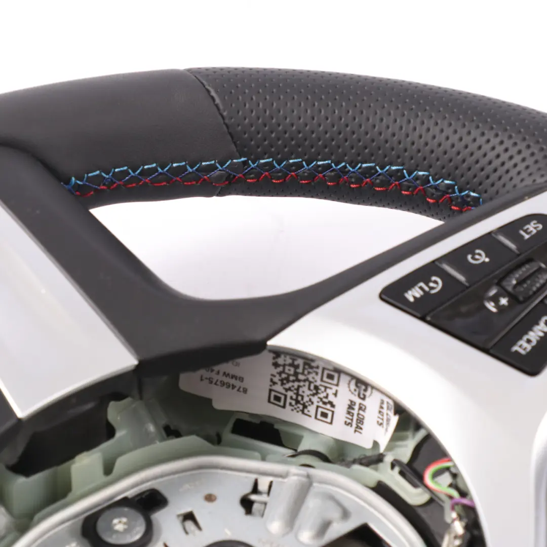 NUOVO Pelle Nera per Volante BMW F40 F44 G20 G21 Z4 G29 M Sport con numero di parte 8746675 Volante BMW F40 F44 G20 G21 Z4 G29 M Sport NUOVO Pelle Nera - SKU 8746675-1 - Numero di parte 8746675