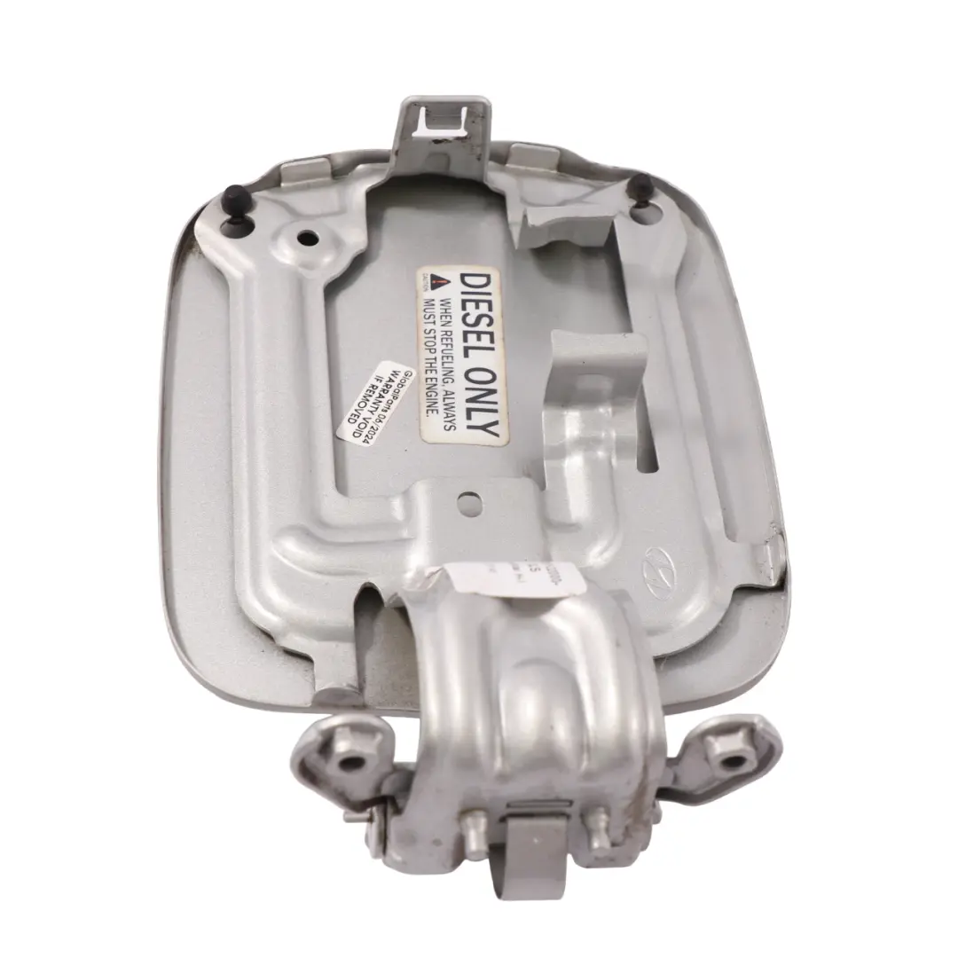 Kraftstoffklappe Hyundai H-1 Abdeckung Einfüllstutzen Sleek Silber für mit Teilenummer 69510-4H000 Kraftstoffklappe Hyundai H-1 Abdeckung Einfüllstutzen Sleek Silber - SKU 69510-4H000-SLS - Teilenummer 69510-4H000