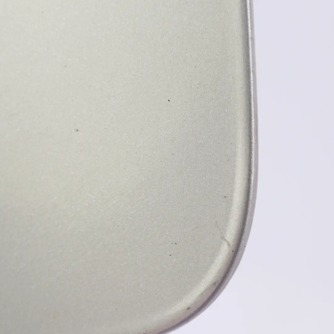 Coperchio Sportello Carburante Hyundai H-1 Sportello Sleek Silver per con numero di parte 69510-4H000 Coperchio Sportello Carburante Hyundai H-1 Sportello Sleek Silver - SKU 69510-4H000-SLS - Numero di parte 69510-4H000