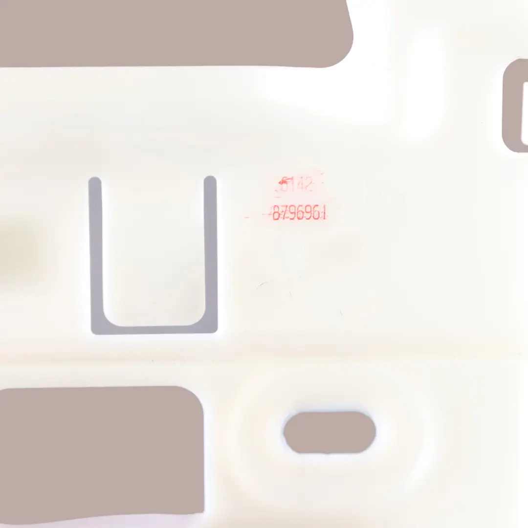 Charging Mounting Module Holder to BMW G30 Battery with Part number 8796961 BMW G30 Battery Charging Mounting Module Holder - SKU 8796961 - Part number 8796961