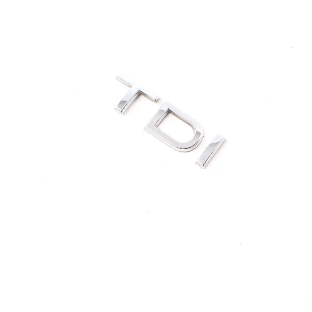 Emblema portellone posteriore TDI Lettering Badge Chrom per Audi A3 8P con numero di parte 8J0853737 Audi A3 8P Emblema portellone posteriore TDI Lettering Badge Chrom - SKU 8J0853737 - Numero di parte 8J0853737