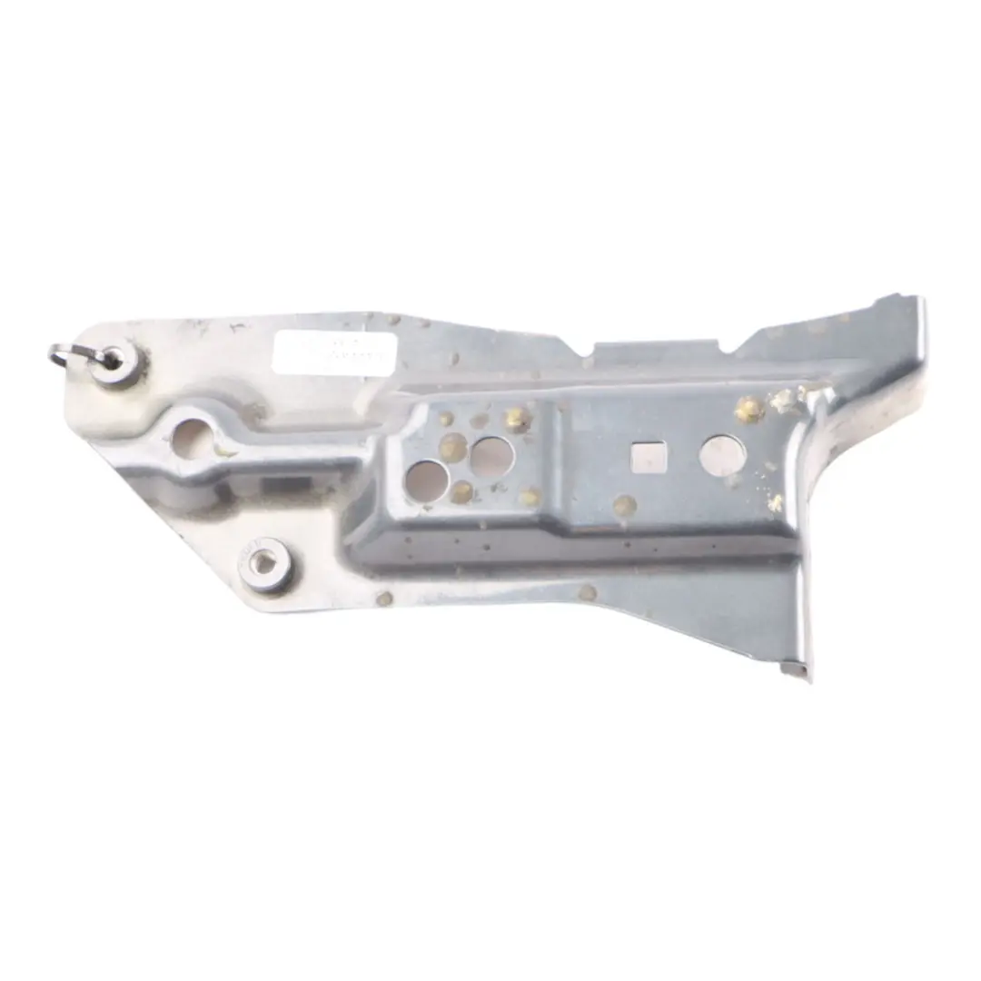 Front Wing Fender Bracket Mount Panel Right O/S Meteor Grey - Z7H to Audi A3 8P with Part number 8P0821136A Audi A3 8P Front Wing Fender Bracket Mount Panel Right O/S Meteor Grey - Z7H - SKU 8P0821136A-MGR - Part number 8P0821136A