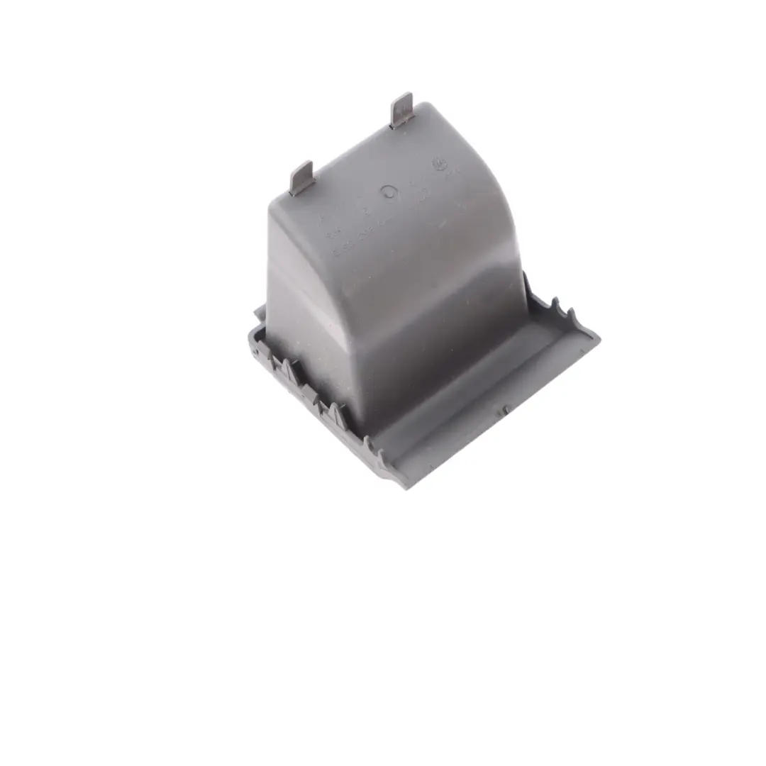 Compartiment rangement plateau console centrale arrière Noir pour Audi A3 8P à propos du numéro de pièce 8P0863351D Audi A3 8P Compartiment rangement plateau console centrale arrière Noir - SKU 8P0863351D - Numéro de pièce 8P0863351D