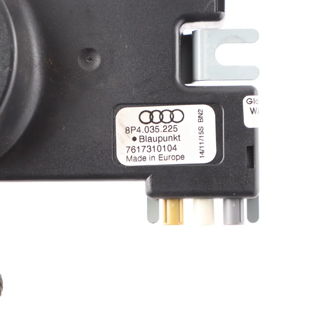 Antenna Amplifier Aerial Module Booster Control Unit to Audi A3 8P with Part number 8P4035225 Audi A3 8P Antenna Amplifier Aerial Module Booster Control Unit - SKU 8P4035225 - Part number 8P4035225