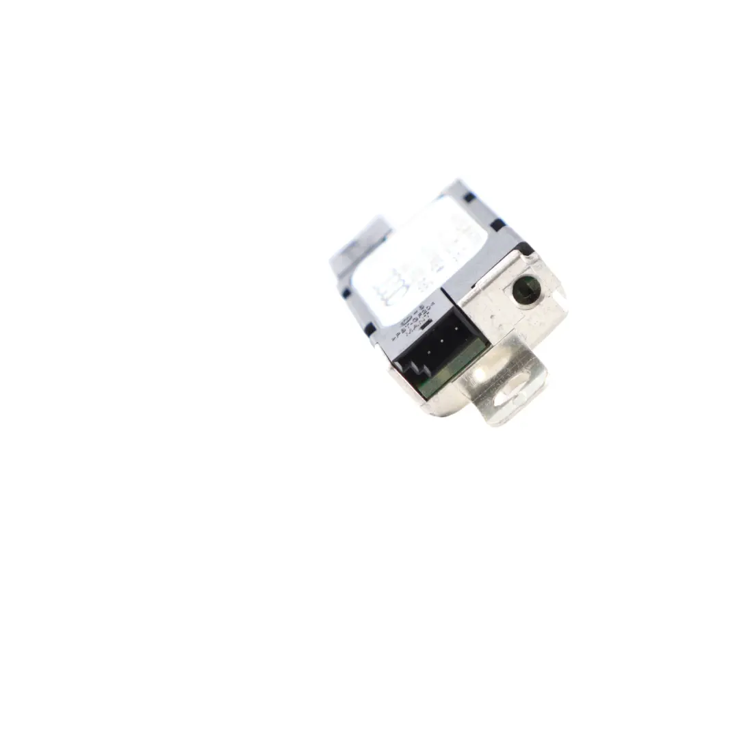 Audi A3 8P Antenna Amplifier Aerial Module Booster Control Unit - SKU 8P4035225B - Part number 8P4035225B