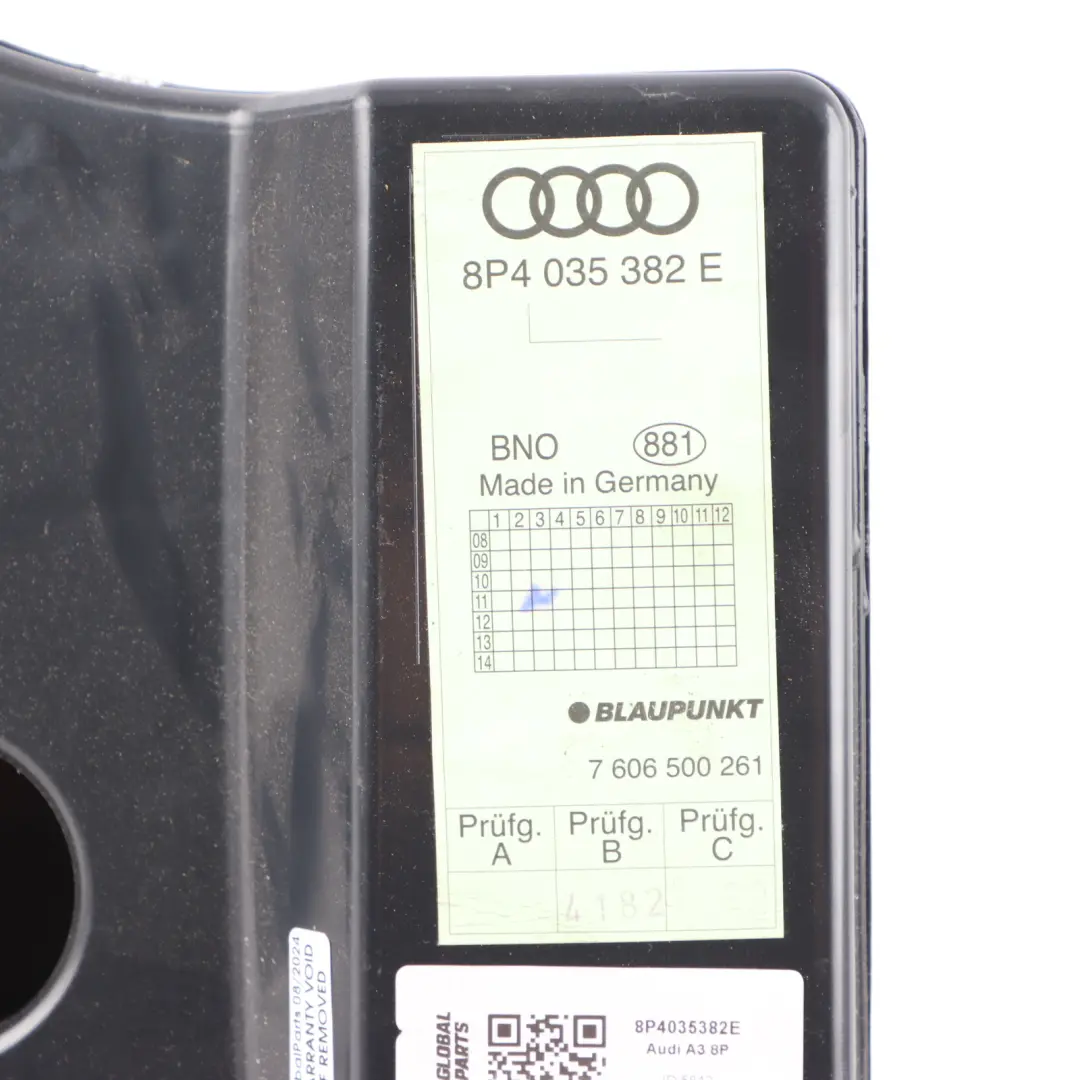 Subwoofer Haut parleur arrière gauche Unité audio coffre pour Audi A3 8P à propos du numéro de pièce 8P4035382E Audi A3 8P Subwoofer Haut parleur arrière gauche Unité audio coffre - SKU 8P4035382E - Numéro de pièce 8P4035382E