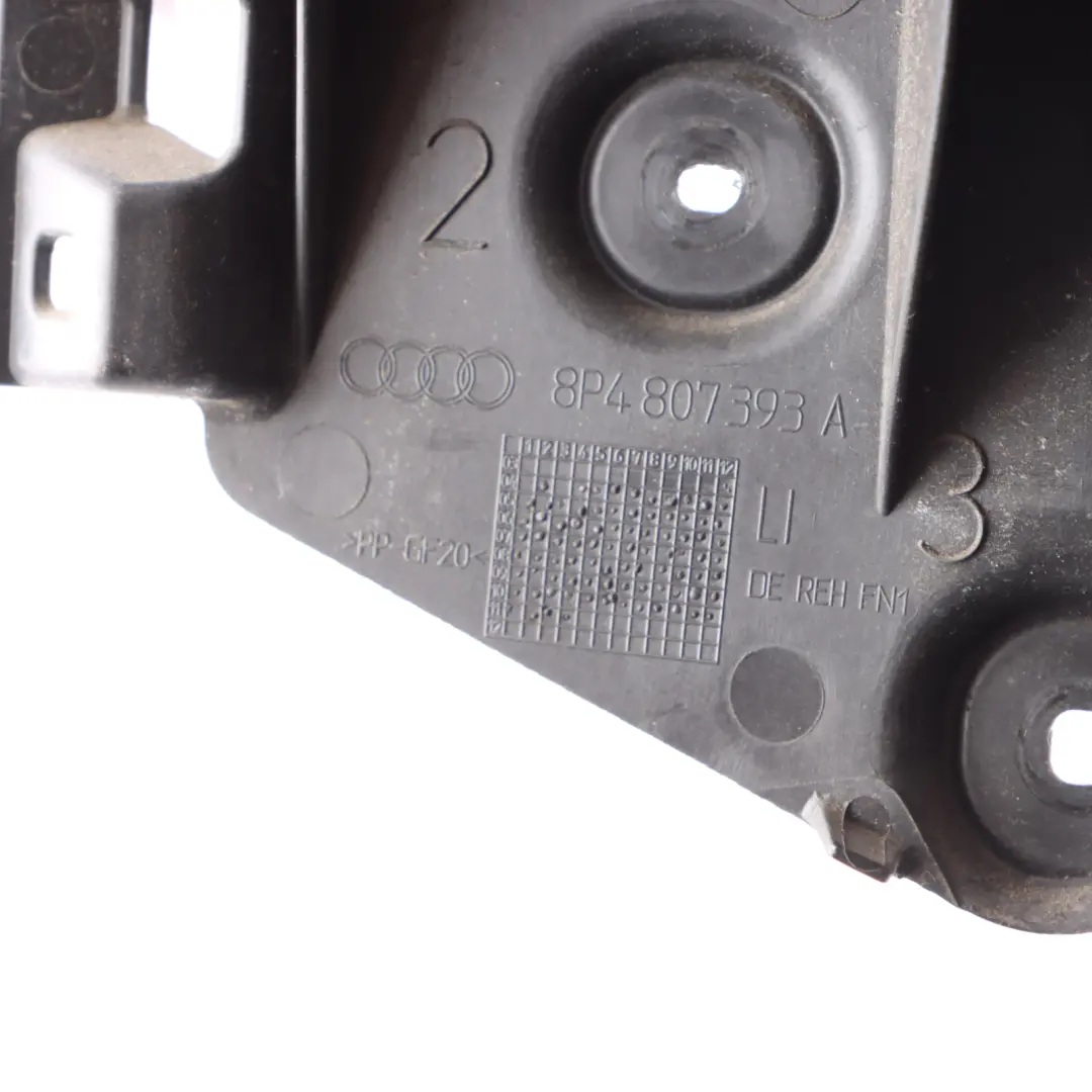 Uchwyt Wspornik Ślizg Zderzaka Tył Lewo do Audi A3 8P o numerze 8P4807393A Audi A3 8P Uchwyt Wspornik Ślizg Zderzaka Tył Lewo - SKU 8P4807393A - Numer Części 8P4807393A