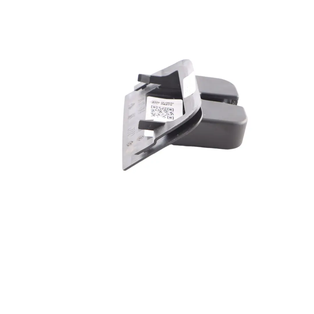 Embellecedor Tapa Cierre Maletero Portón Trasero Negro para Audi A3 8P con número de pieza 8P4827520B Audi A3 8P Embellecedor Tapa Cierre Maletero Portón Trasero Negro - SKU 8P4827520B - Número de pieza 8P4827520B