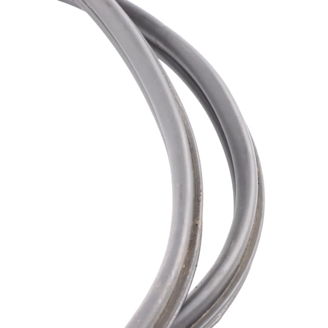 Boot Trunk Tailgate Sealing Rubber Gasket Seal to Audi A3 8P with Part number 8P4827705E Audi A3 8P Boot Trunk Tailgate Sealing Rubber Gasket Seal - SKU 8P4827705E - Part number 8P4827705E