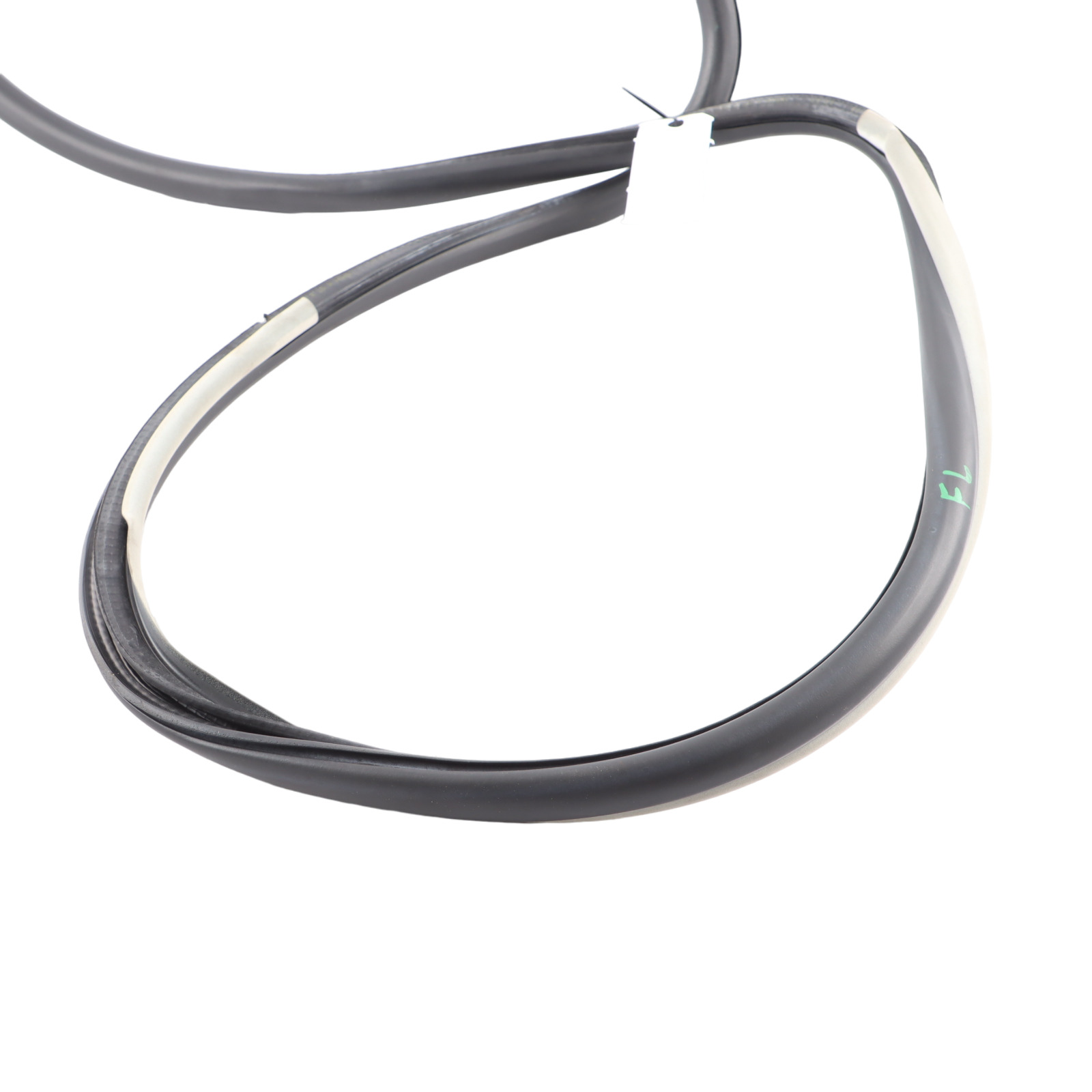 NEW AUDI A3 8P FRONT ENGINE HOOD SEAL 8P0823731B ORIGINAL NEW AUDI A3 8P FRONT ENGINE HOOD SEAL 8P0823731B ORIGINAL
