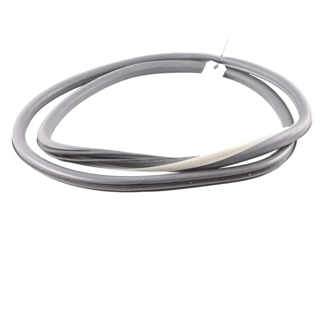 Audi A3 8P Joint porte arrière gauche droite Joint protection intérieur - SKU 8P4833721A - Numéro de pièce 8P4833721A