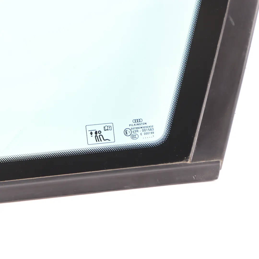 Vitrage Arrière Droit Quarter Glazing AS2 pour Audi A3 8P à propos du numéro de pièce 8P4845300B Audi A3 8P Vitrage Arrière Droit Quarter Glazing AS2 - SKU 8P4845300B - Numéro de pièce 8P4845300B