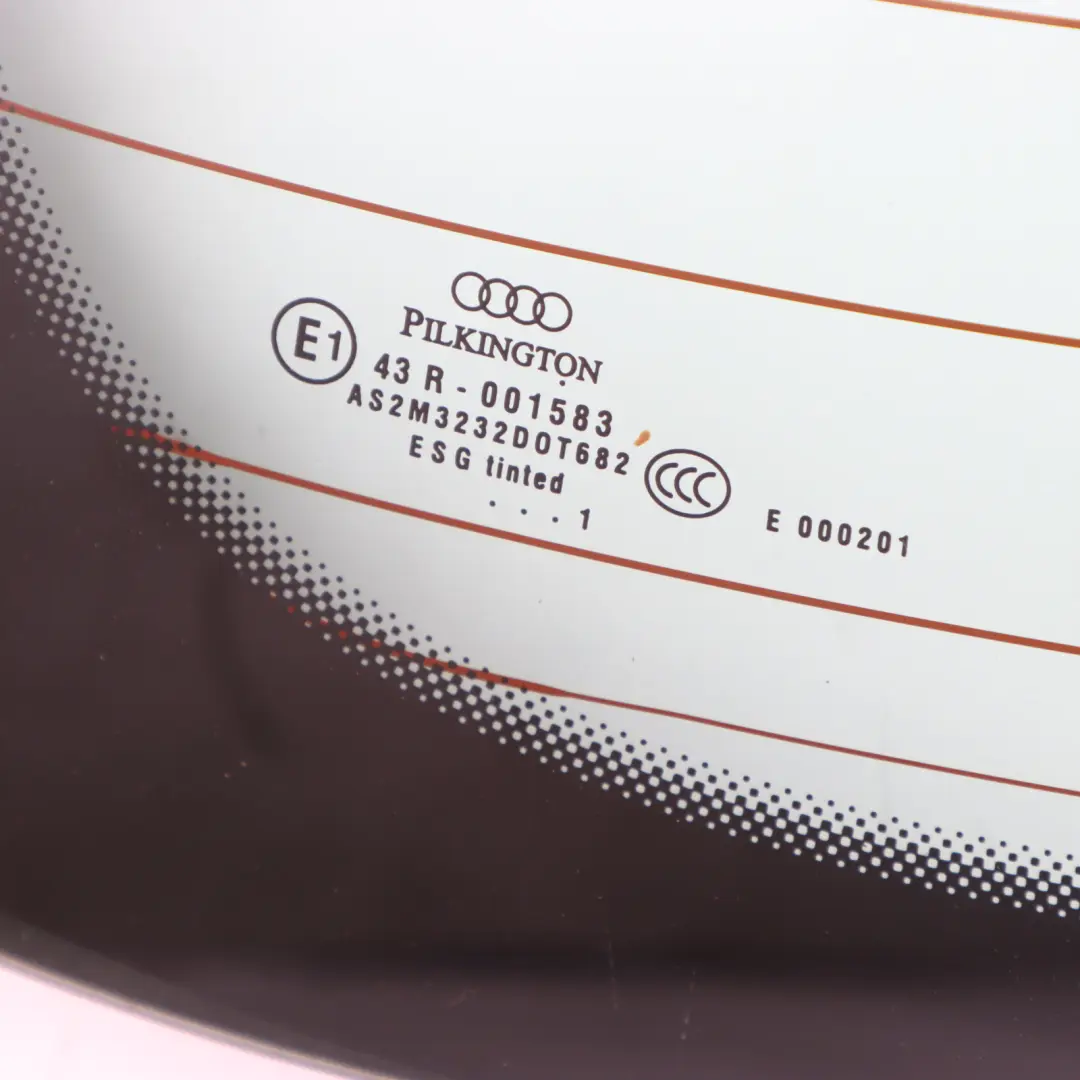 Sportback Lunette Arrière Chauffante AS2 pour Audi A3 8P à propos du numéro de pièce 8P4845501C Audi A3 8P Sportback Lunette Arrière Chauffante AS2 - SKU 8P4845501C - Numéro de pièce 8P4845501C