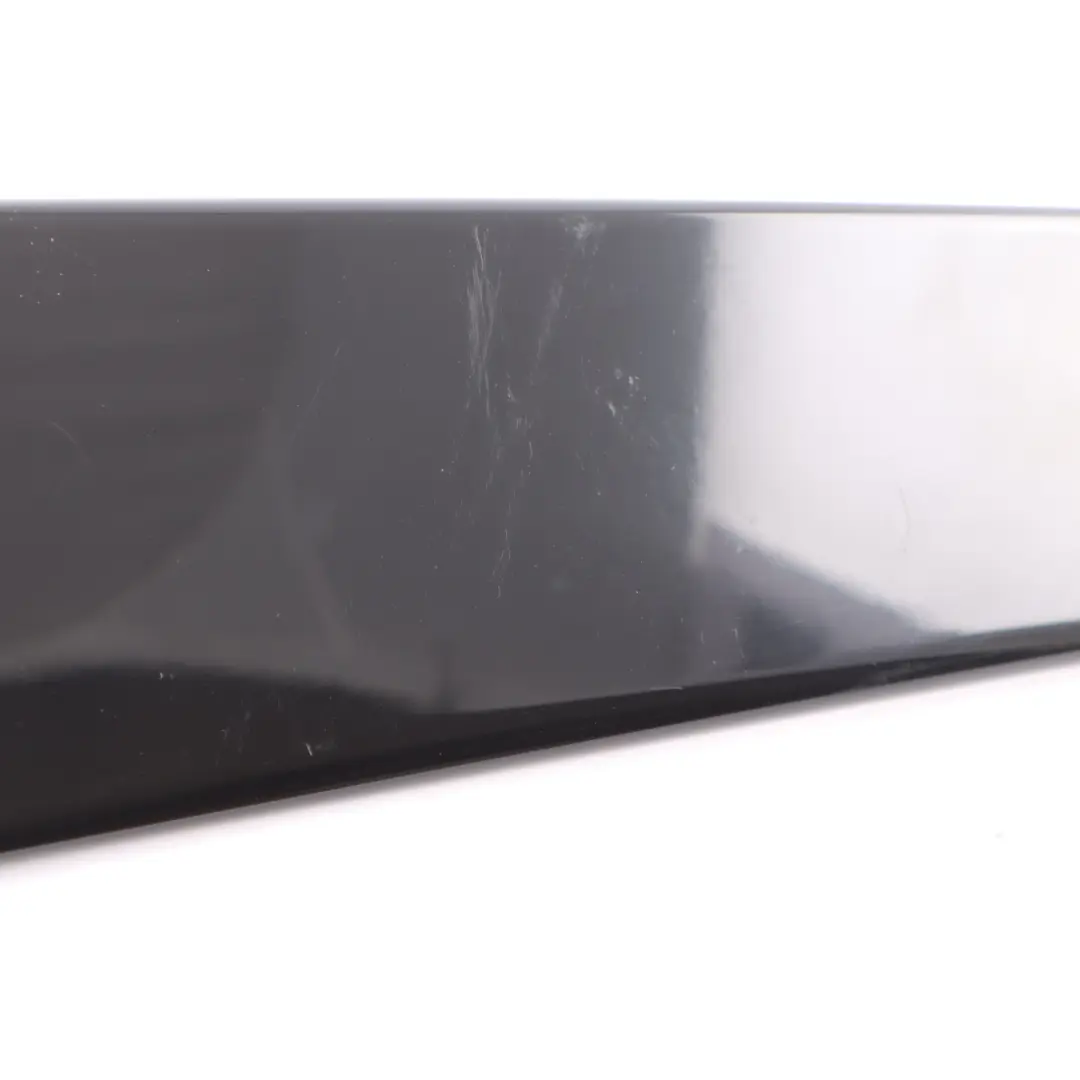 Cubierta Panel Moldura Exterior Pilar B Derecha Negro para Audi A3 8P con número de pieza 8P4853290A Audi A3 8P Cubierta Panel Moldura Exterior Pilar B Derecha Negro - SKU 8P4853290A - Número de pieza 8P4853290A