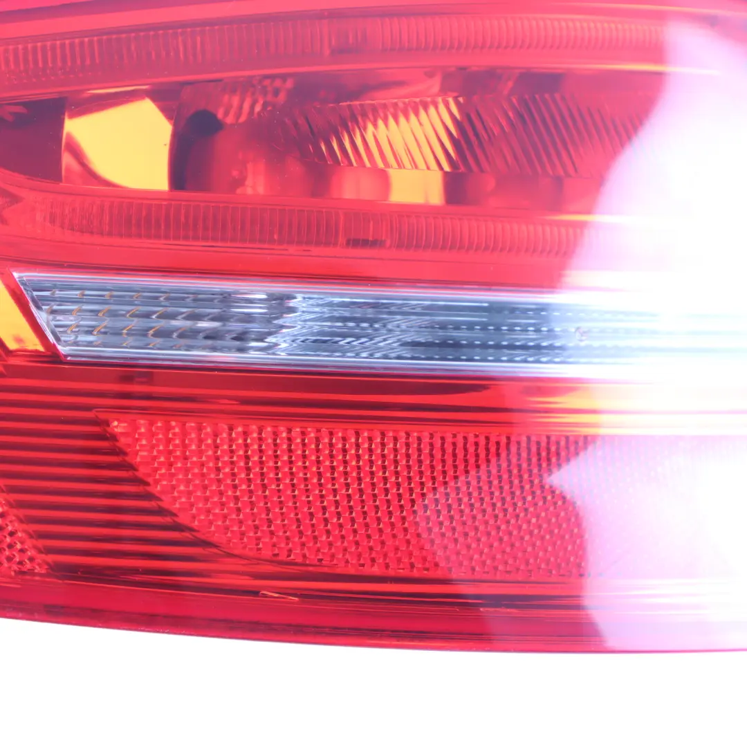 Hinten Links Rücklicht Kofferraumdeckel Heck Klappe Außen für Audi A3 8P mit Teilenummer 8P4945095E Audi A3 8P Hinten Links Rücklicht Kofferraumdeckel Heck Klappe Außen - SKU 8P4945095E - Teilenummer 8P4945095E