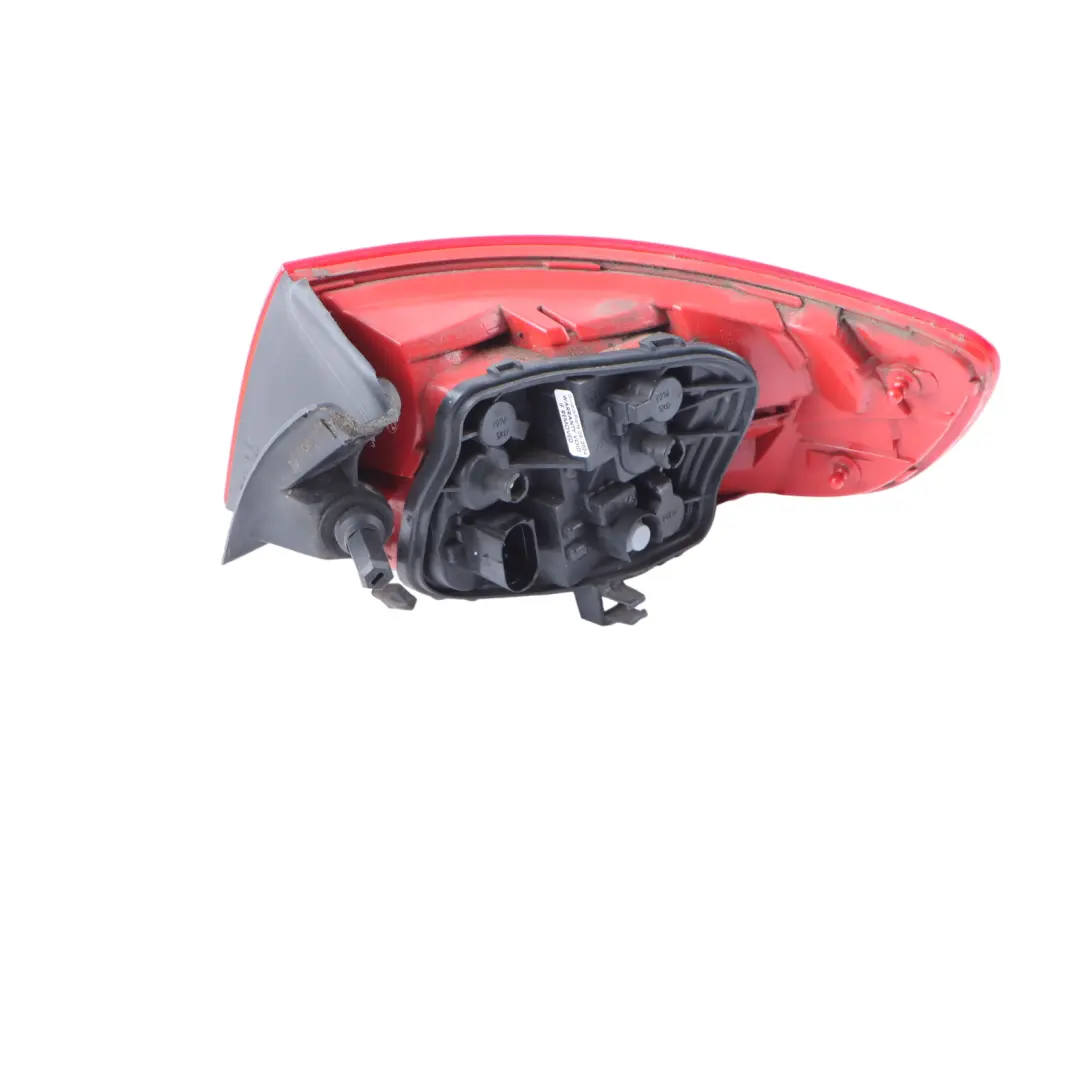 Audi A3 8P Hinten Links Rücklicht Kofferraumdeckel Heck Klappe Außen - SKU 8P4945095E - Teilenummer 8P4945095E
