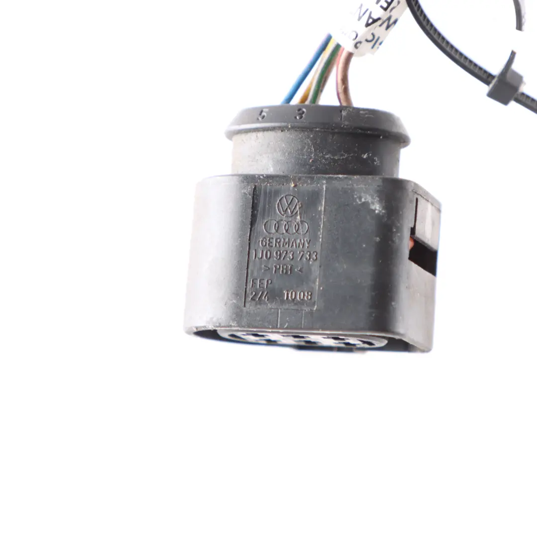 Audi A3 8P Gniazdo Wtyczka Przewód Lampy Prawy Tył 1J0973733 - SKU 8P4945096E-2 - Numer Części 8P4945096E