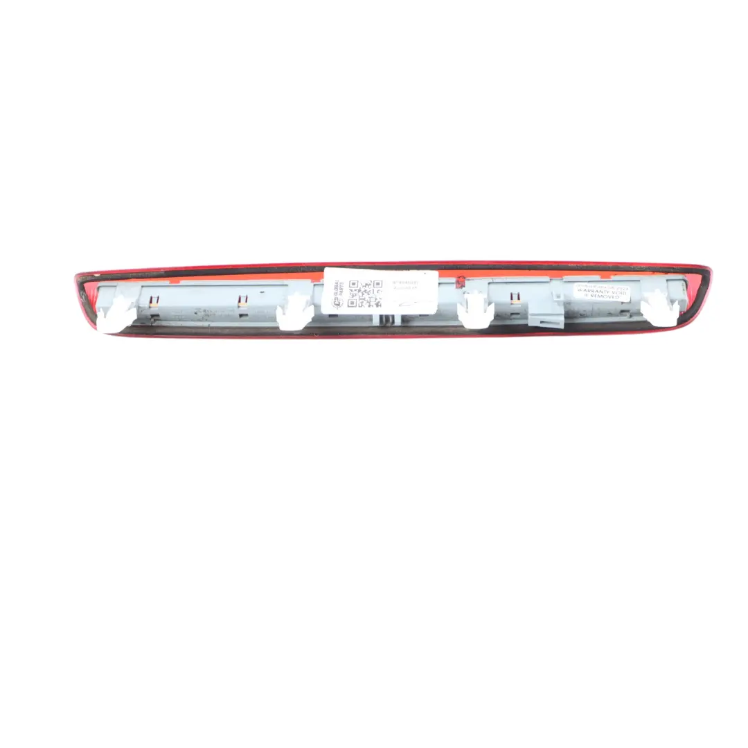 Luce Freno Posteriore Terza Luce Stop per Audi A3 8P con numero di parte 8P4945097 Audi A3 8P Luce Freno Posteriore Terza Luce Stop - SKU 8P4945097 - Numero di parte 8P4945097