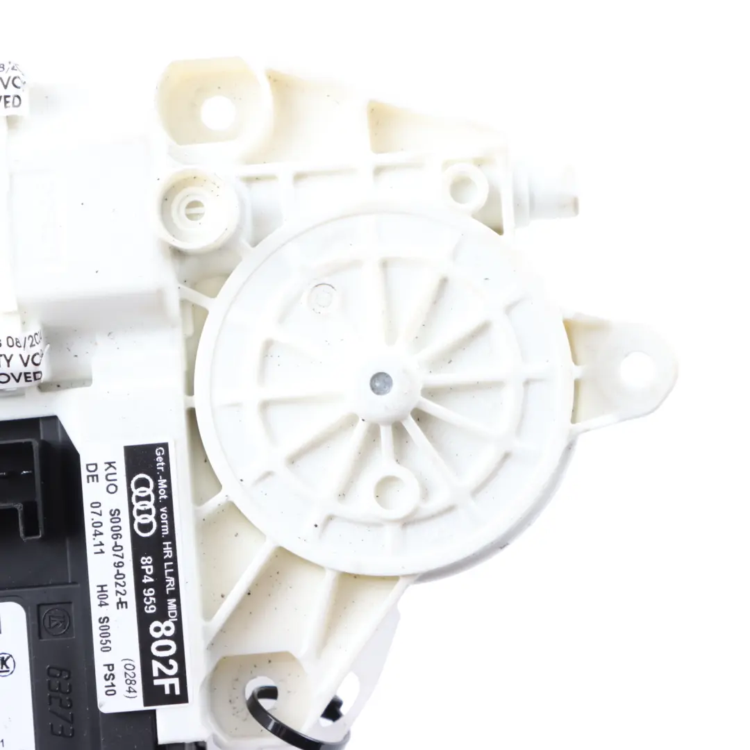  Moteur de régulateur de lève vitre de porte arrière droite Audi A3 8P - SKU 8P4959802F - Numéro de pièce 8P4959802F