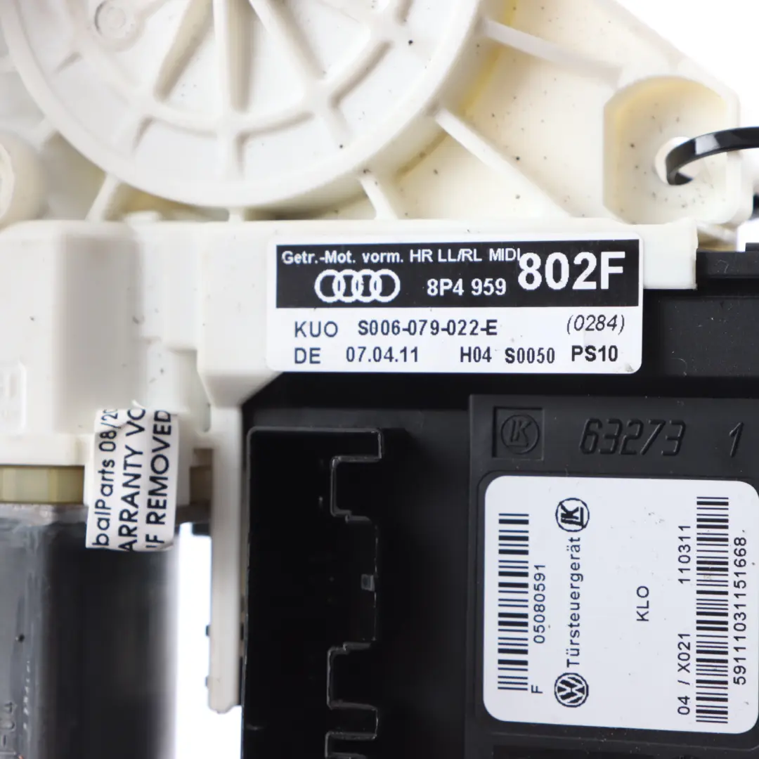  Moteur de régulateur de lève vitre de porte arrière droite Audi A3 8P - SKU 8P4959802F - Numéro de pièce 8P4959802F
