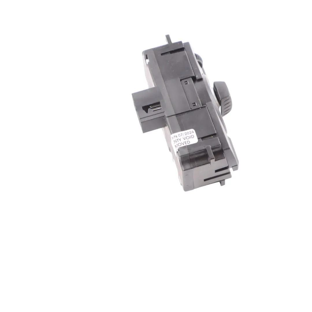 Light Switch Headlight Control Unit Panel Module to BMW X5 E70 X6 E71 with Part number 9134733 BMW X5 E70 X6 E71 Light Switch Headlight Control Unit Panel Module - SKU 9134733 - Part number 9134733