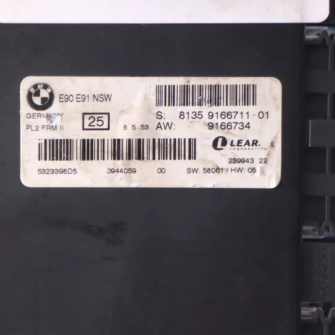 Footwell Light Control Module ECU NSW PL2 FRM II Lear to BMW 1 E87 2 with Part number 9166711 BMW 1 E87 2 Footwell Light Control Module ECU NSW PL2 FRM II Lear - SKU 9166711-3 - Part number 9166711