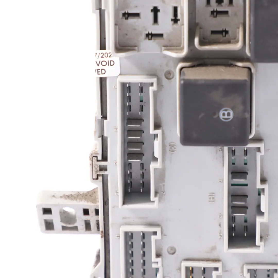 Fuse Box Module Control Unit ECU to Hyundai H-1 with Part number 919504H071 Hyundai H-1 Fuse Box Module Control Unit ECU - SKU 919504H071 - Part number 919504H071