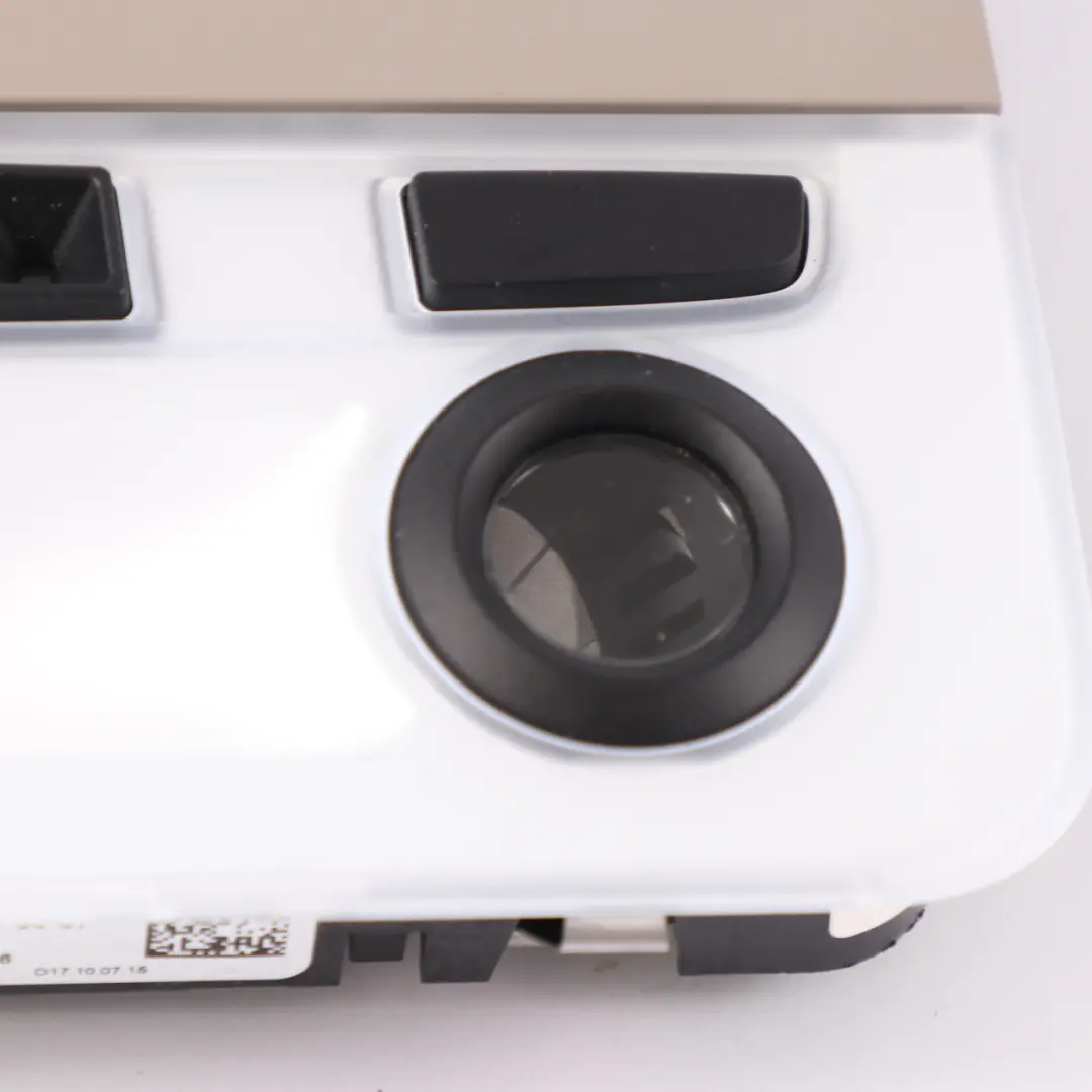 Lampka Podsufitki Światło Dachowe Tylna Beżowa do BMW E82 E90 E91 E84 o numerze 9201638 BMW E82 E90 E91 E84 Lampka Podsufitki Światło Dachowe Tylna Beżowa - SKU 9201638 - Numer Części 9201638