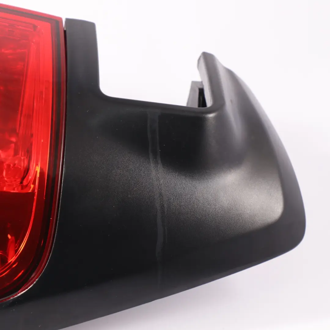 Koffer Raum Heck Klappen Leuchte Hinten Rechts für Hyundai H-1 mit Teilenummer 92402 4H060 Hyundai H-1 Koffer Raum Heck Klappen Leuchte Hinten Rechts - SKU 92402 4H060 - Teilenummer 92402 4H060