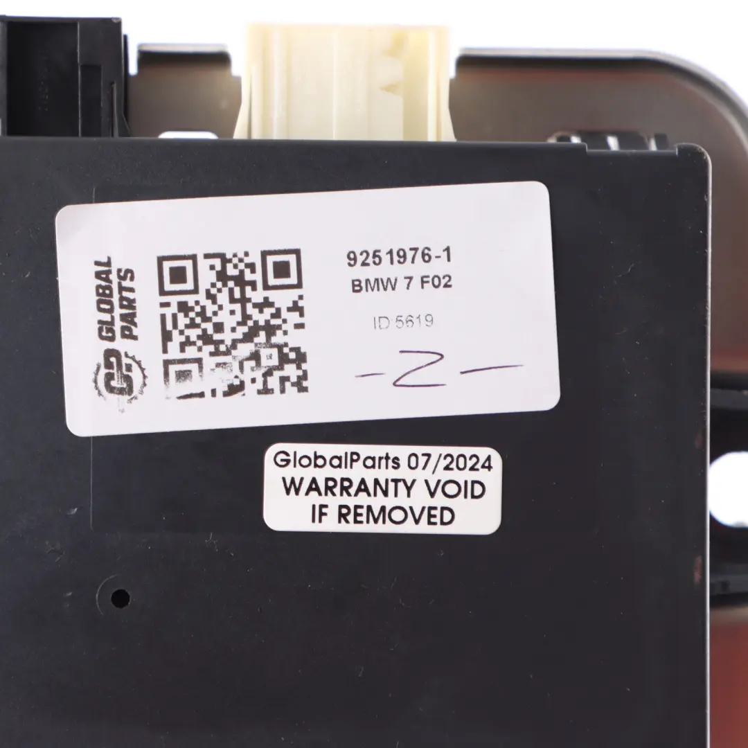 Footwell Light Control Unit Module ECU FRM III to BMW F02 with Part number 9251976 BMW F02 Footwell Light Control Unit Module ECU FRM III - SKU 9251976-1 - Part number 9251976