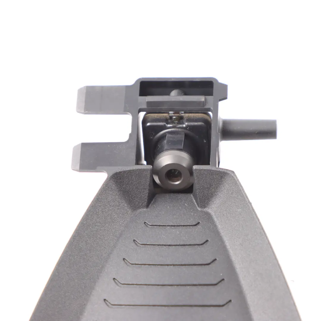 Camera Kafas Front Windscreen Camera to BMW F83 with Part number 9281714 BMW F83 Camera Kafas Front Windscreen Camera - SKU 9281714 - Part number 9281714