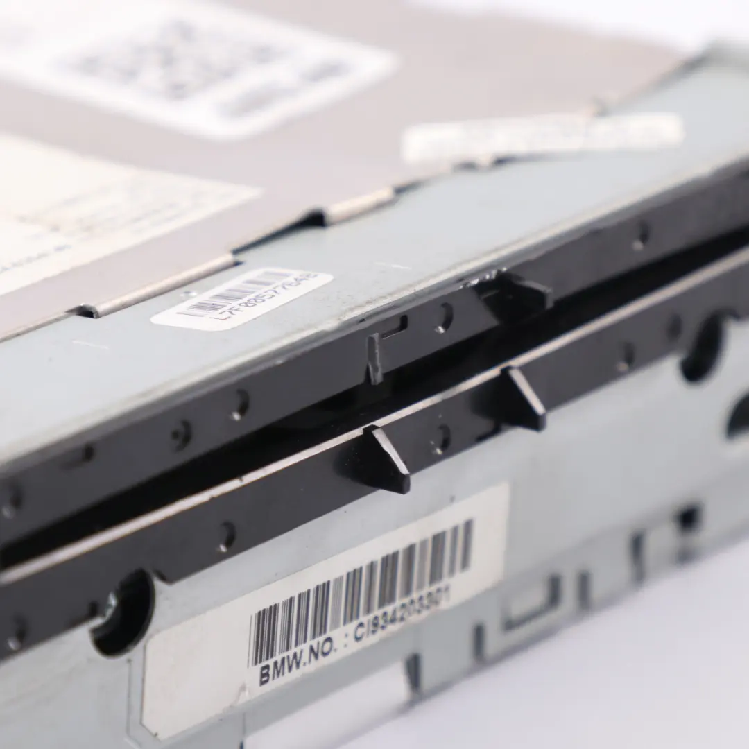 BMW F10 F20 F30 Unidad principal Media Navegación Headunit Player - SKU 9342033-1 - Número de pieza 9342033