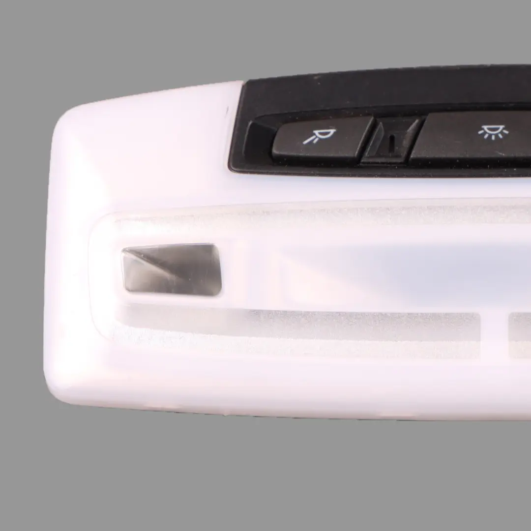 BMW F46 Lampe intérieure LED arrière - SKU 9355405 - Numéro de pièce 9355405