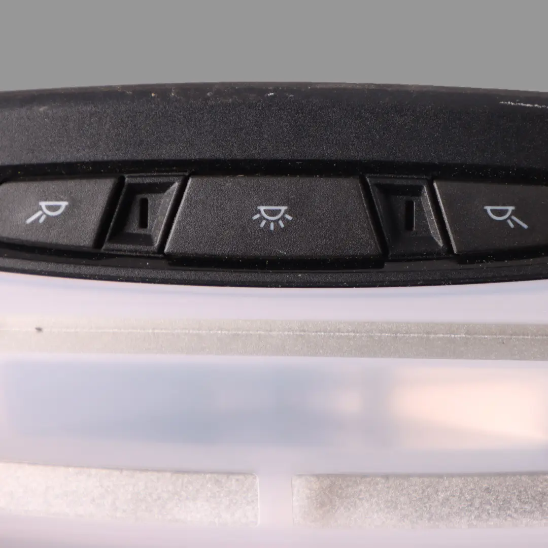 Lampe intérieure LED arrière pour BMW F46 à propos du numéro de pièce 9355405 BMW F46 Lampe intérieure LED arrière - SKU 9355405 - Numéro de pièce 9355405